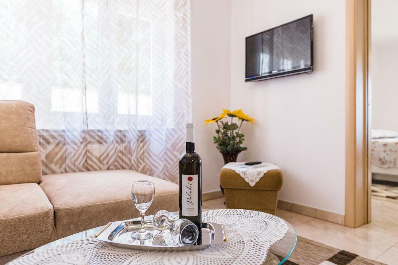 Apartmani Katica Povile Exterior foto