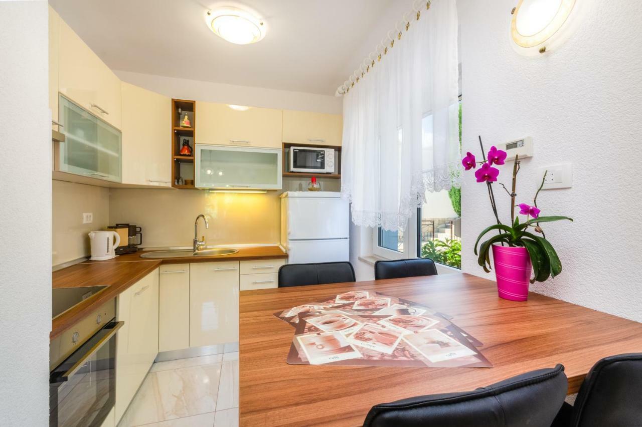 Apartmani Katica Povile Exterior foto